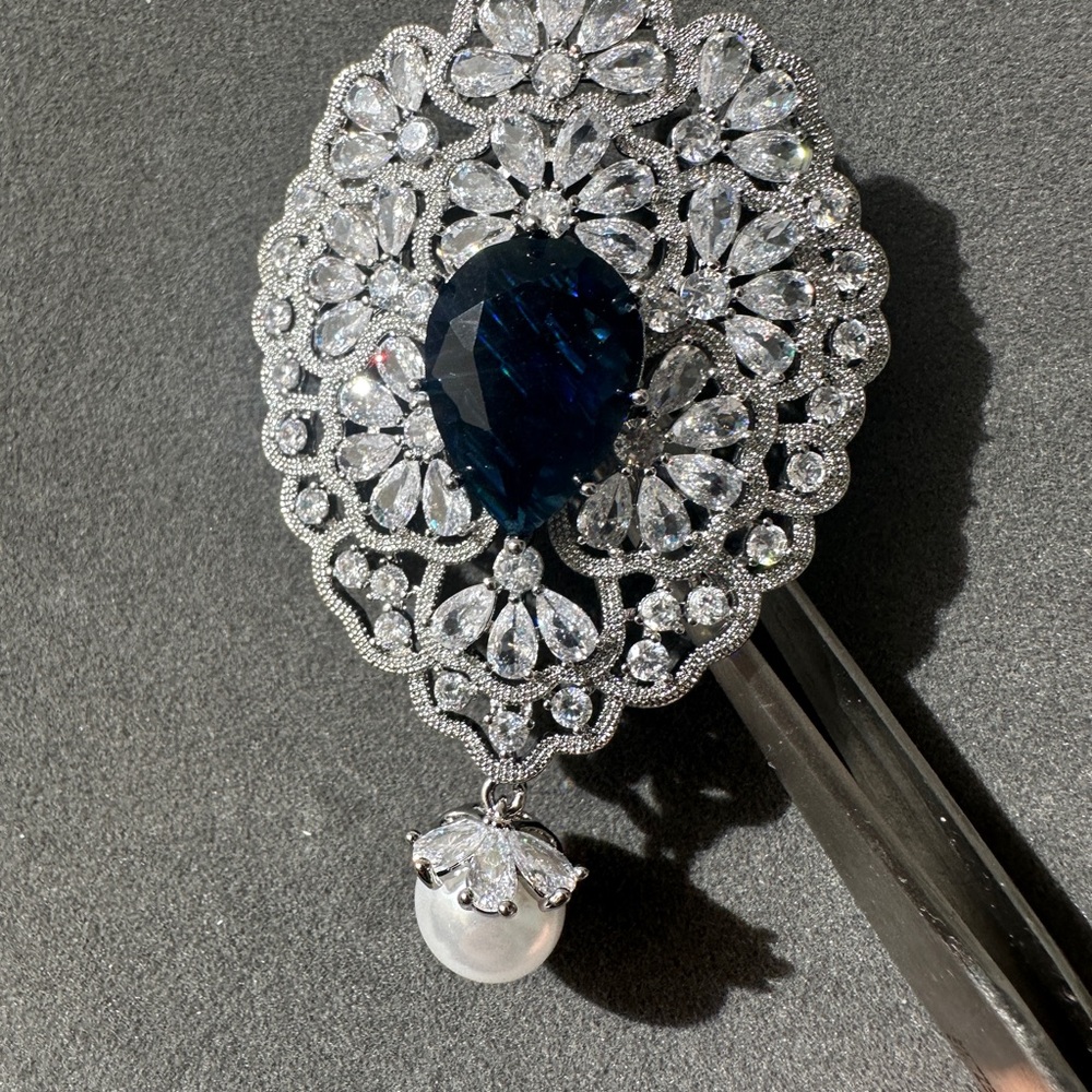 Vintage-Inspired Sapphire Blue Crystal Brooch & Pendant